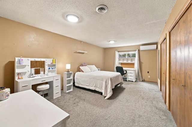 222 26TH Avenue N, Fargo, ND 58102