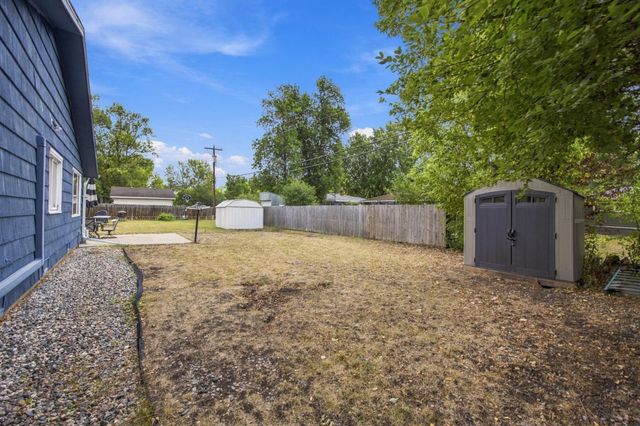 222 26TH Avenue N, Fargo, ND 58102