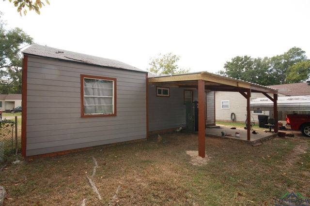 113 W Highland Ave, Longview, TX 75602