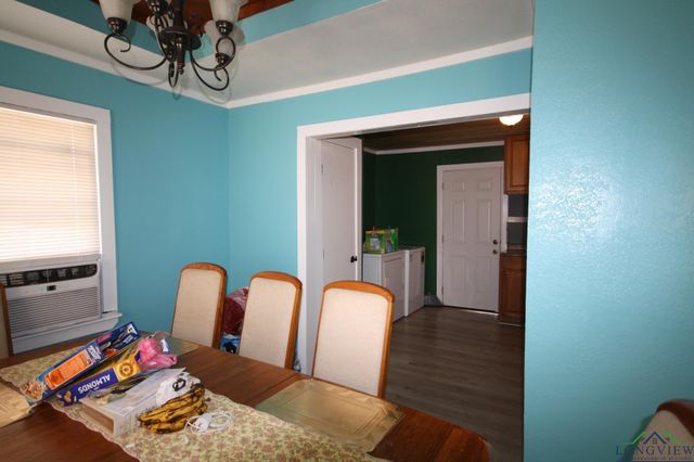113 W Highland Ave, Longview, TX 75602