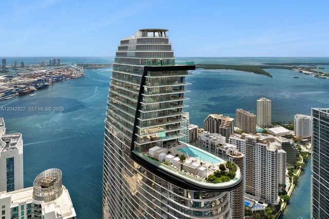 300 Biscayne Boulevard Way 2701, Miami, FL 33131