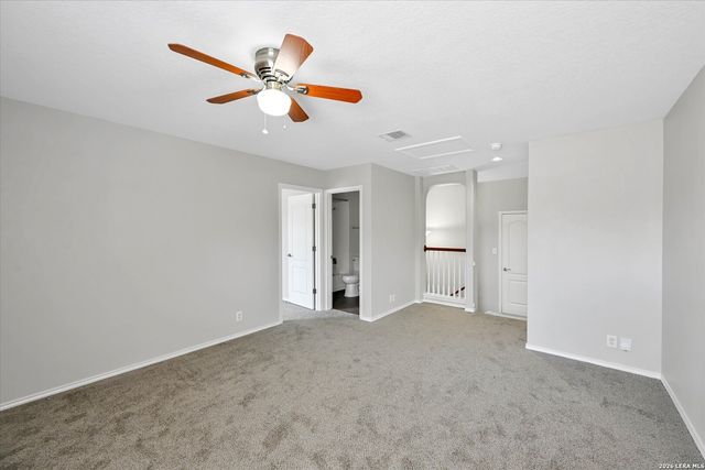 606 SEA HEADRIG DR, Cibolo, TX 78108