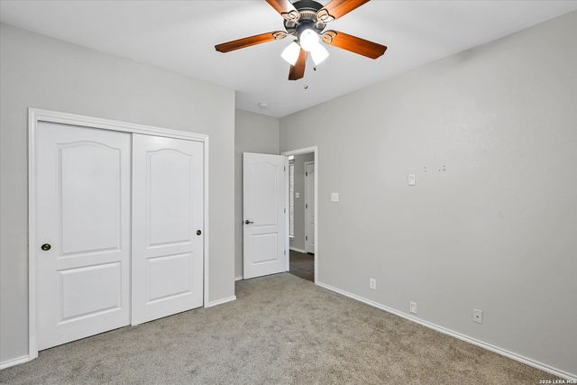 606 SEA HEADRIG DR, Cibolo, TX 78108