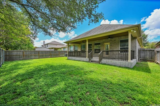 606 SEA HEADRIG DR, Cibolo, TX 78108
