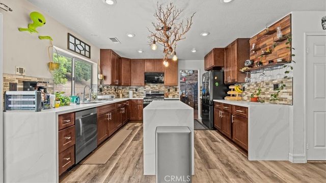 3182 Rosemary, San Bernardino, CA 92407