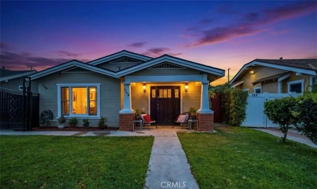 743 Ohio, Long Beach, CA 90804