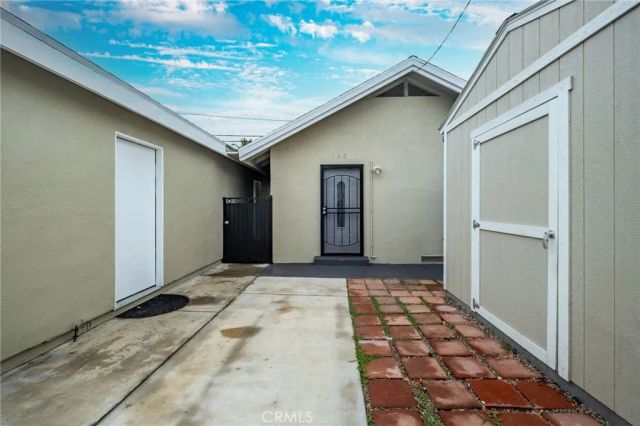 743 Ohio, Long Beach, CA 90804