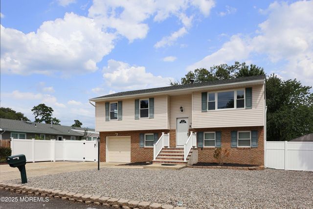 329 Georgia Drive, Brick, NJ 08723