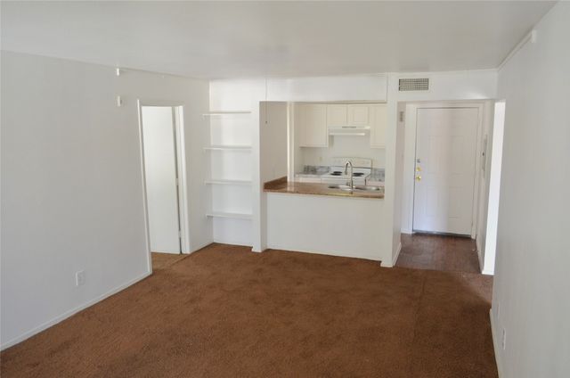 5500 Boca Raton Boulevard 426, Fort Worth, TX 76112