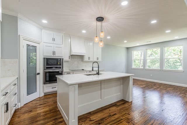 109 Gordons Circle, Runaway Bay, TX 76426