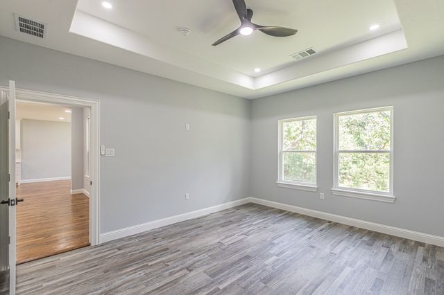 109 Gordons Circle, Runaway Bay, TX 76426