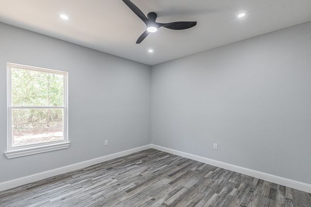 109 Gordons Circle, Runaway Bay, TX 76426