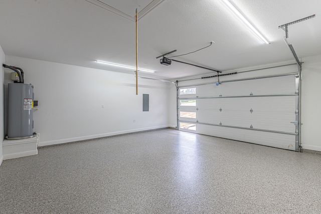 109 Gordons Circle, Runaway Bay, TX 76426