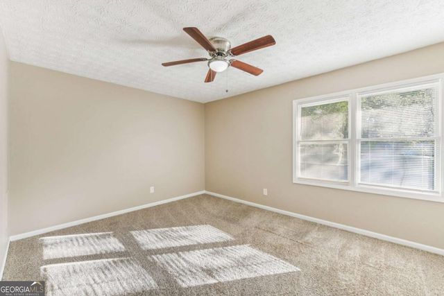 401 Autumn Leaf Way, Norcross, GA 30093