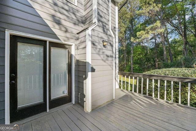 401 Autumn Leaf Way, Norcross, GA 30093