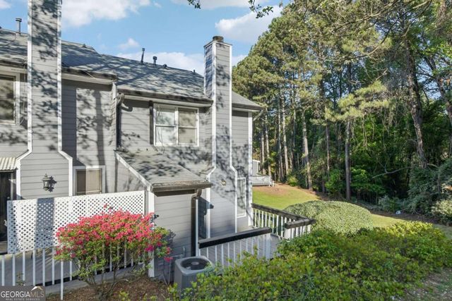 401 Autumn Leaf Way, Norcross, GA 30093