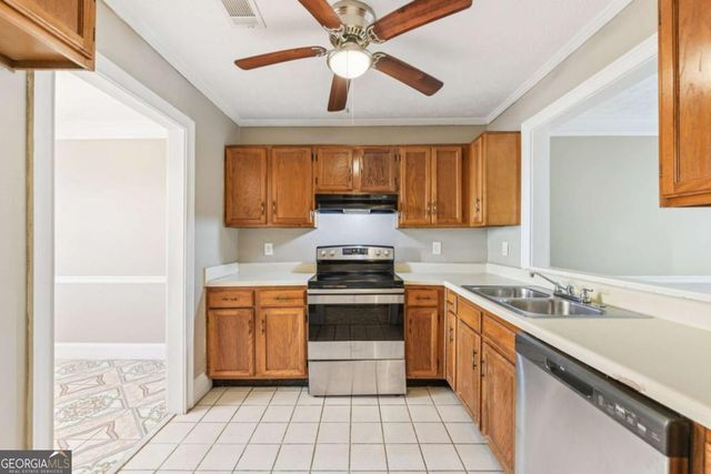 401 Autumn Leaf Way, Norcross, GA 30093