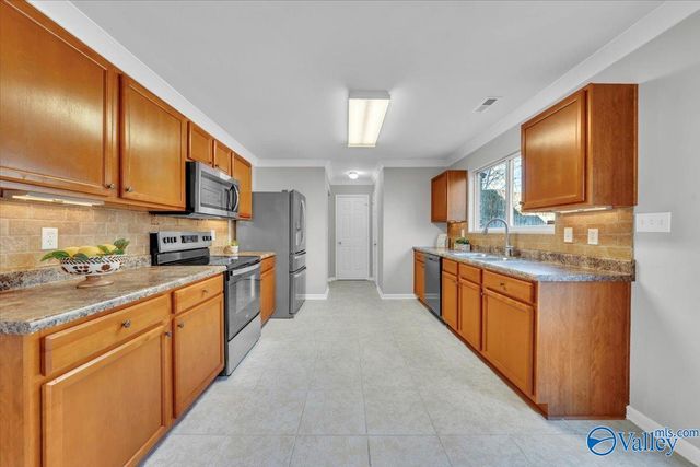 111 Sagebrook Drive, Madison, AL 35757