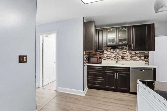 3172 Weirton Drive, Columbus, OH 43207