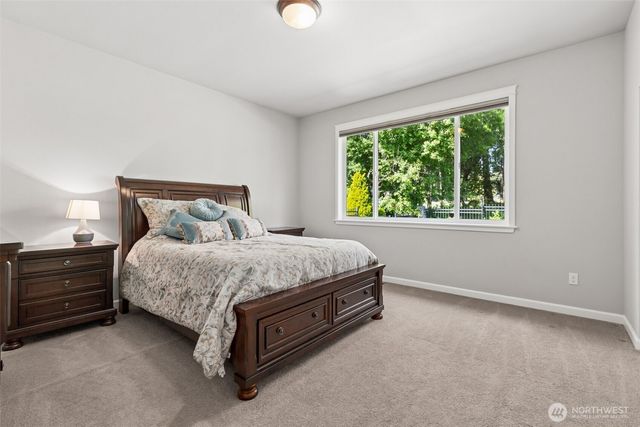 4309 Bogey Drive NE, Lacey, WA 98516