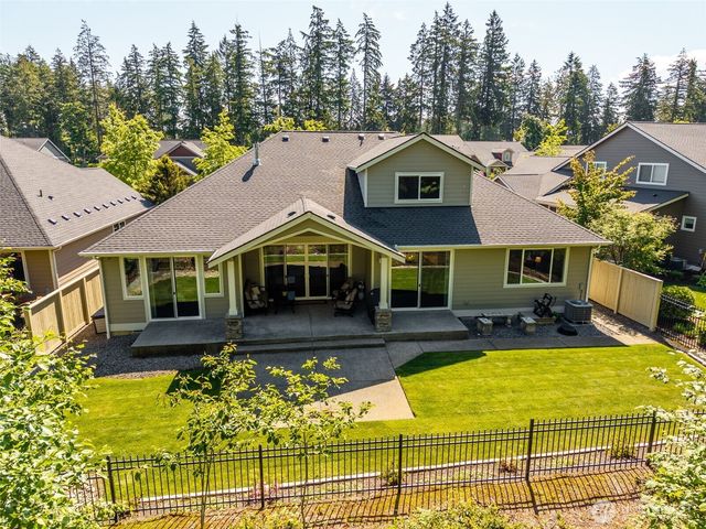 4309 Bogey Drive NE, Lacey, WA 98516