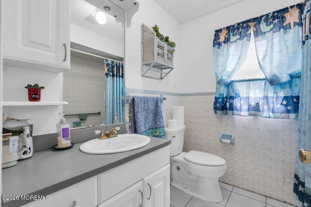 14 Dolan Avenue, Aberdeen, NJ 07747