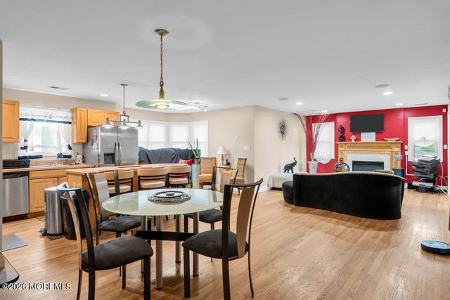14 Dolan Avenue, Aberdeen, NJ 07747