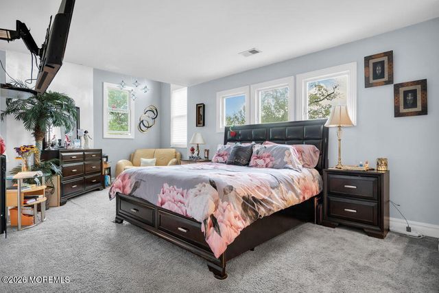 14 Dolan Avenue, Aberdeen, NJ 07747