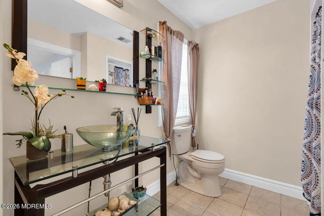 14 Dolan Avenue, Aberdeen, NJ 07747