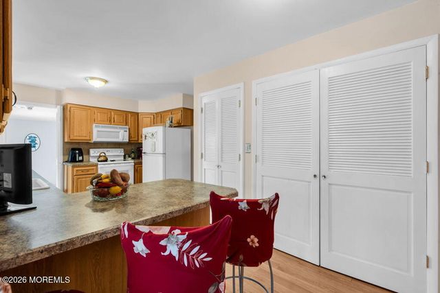 14 Dolan Avenue, Aberdeen, NJ 07747