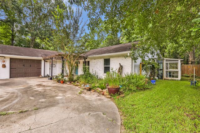 3005 Kindt Drive, Dayton, TX 77535