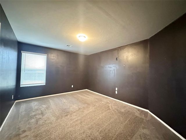 1914 Oak Tree Court, Shawnee, OK 74804