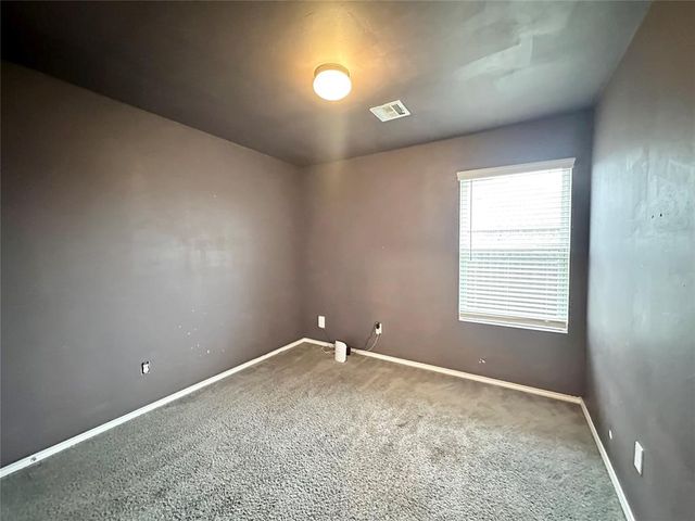 1914 Oak Tree Court, Shawnee, OK 74804