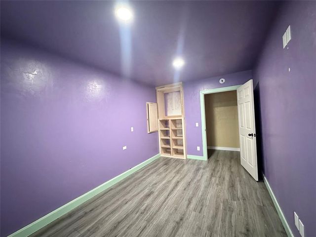 1914 Oak Tree Court, Shawnee, OK 74804