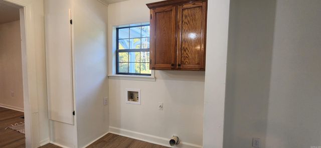 147 Sparksford Dr Drive, Russellville, AR 72802