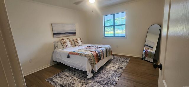 147 Sparksford Dr Drive, Russellville, AR 72802