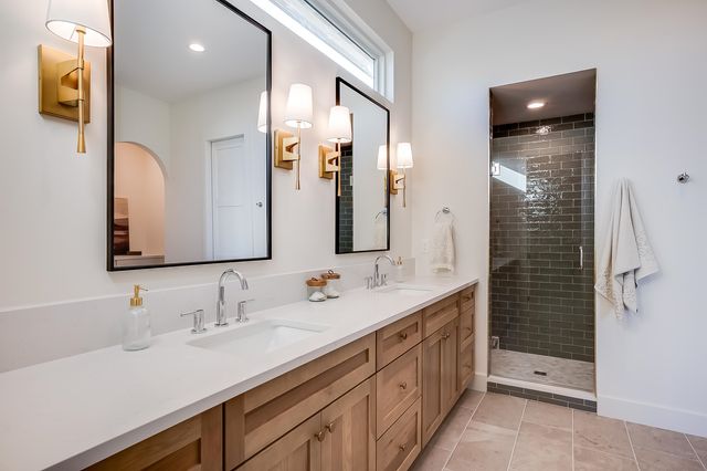 4620 N Ridge Port St., Wichita, KS 67205