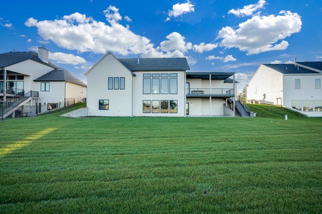 4620 N Ridge Port St., Wichita, KS 67205