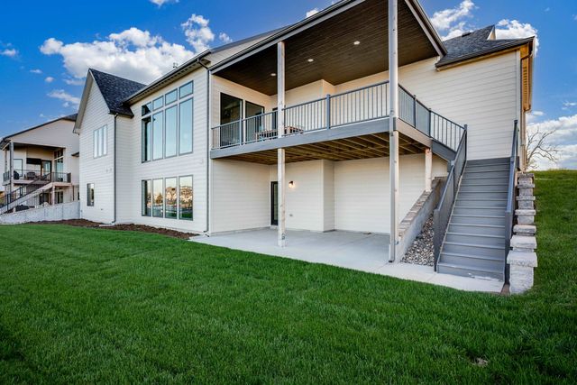 4620 N Ridge Port St., Wichita, KS 67205