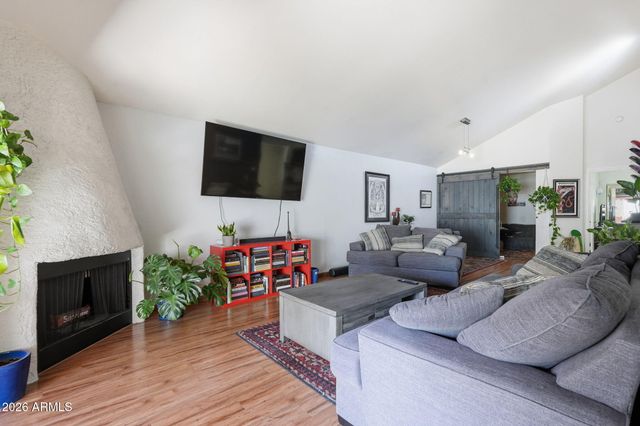 4205 E LUDLOW Drive, Phoenix, AZ 85032