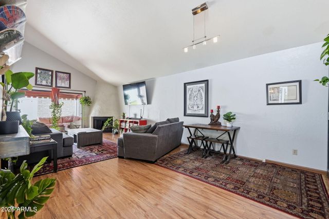 4205 E LUDLOW Drive, Phoenix, AZ 85032