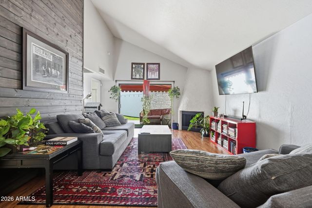 4205 E LUDLOW Drive, Phoenix, AZ 85032