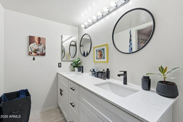 4205 E LUDLOW Drive, Phoenix, AZ 85032