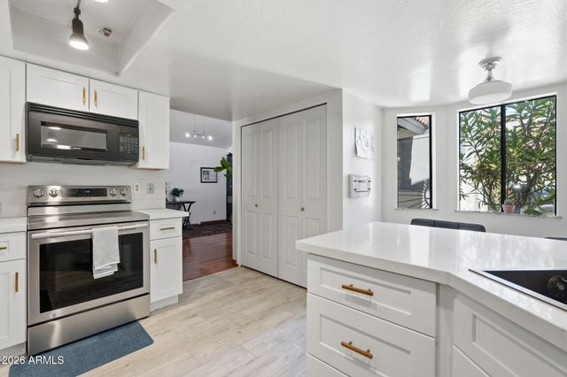 4205 E LUDLOW Drive, Phoenix, AZ 85032
