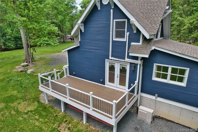 407 Yankee Lake Road, Wurtsboro, NY 12790