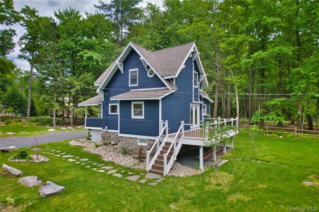 407 Yankee Lake Road, Wurtsboro, NY 12790