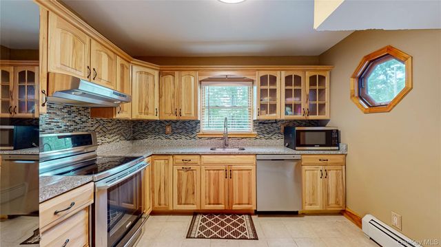 407 Yankee Lake Road, Wurtsboro, NY 12790
