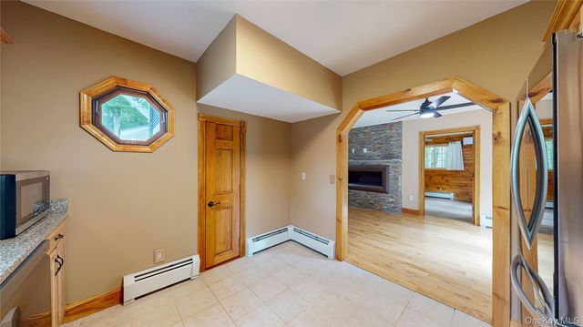 407 Yankee Lake Road, Wurtsboro, NY 12790