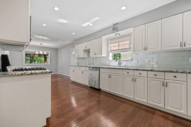 271 Jennings Lane, Livingston, TX 77351