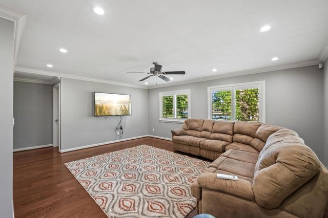 271 Jennings Lane, Livingston, TX 77351